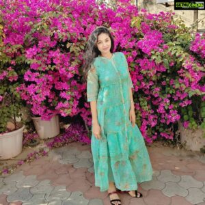 Sanam Shetty Instagram - You only live once but if you do it right once is enough! 💖 - Mae West

#happysunday #summerdress