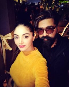Sanam Shetty Instagram - Im a fan of many actors but im the truest fan of one man - STR 🤗💝
I may have known him for just a little while but that is enough to say that iv never met anyone with a more loving and giving heart than him.
Truly an evolved soul far beyond our normal understanding but treats everyone as his equal with the same respect and love! 
His motivation especially to @tharshan_shant and me is unbelivable🙏 We both love u Simbu🤗❤ @iam_str
Btw Tharshan loved ur gift - HERO book.

He has gone out of his way to guide bigboss contestants throughout all the seasons to help shape their career. 
STR - U r the realest person iv had the pleasure to meet....Pure GOLD💝
Welcome back!🤗 @iam_str @strofficial__ @str.offcl @str.offcial
#blackngold #strfans #silambarasan #tharshanarmy #bigboss3tamil