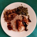 Sandra Amy Instagram – lunch plate
#on plate rice with
#ayala curry with kudampuli
#beans poriyal
#kathirikka mezhukuperati
#mango pickle
#curd
😍👨‍👩‍👧‍👧👭