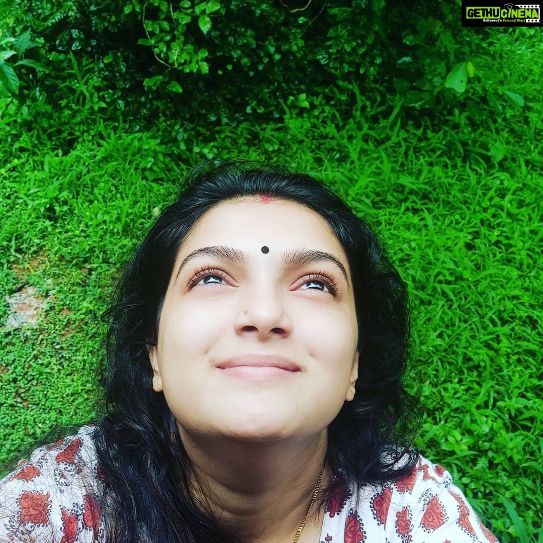 Saranya Mohan Instagram - Look up on high, and thank the God of all.😊😊 ...