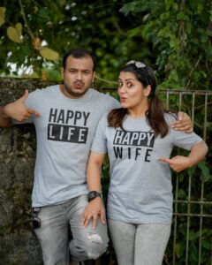 Sarayu Mohan Instagram - Happiness matters♥️

Blessed#life#husband wife #
@athulraj_photoplay thank u so much my dear♥️
@zakers_clothing loved ur couple tees!
Thank u