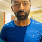 Shanthanu Bhagyaraj Instagram - #CoronovirusPandemic Therinjavan theriyaadhavan pudichavan pudikaadhavan,pls help everyone stay safe! #StayStrong #StaySafe #StayHealthy Let’s beat this pandemic together👍🏻 Requesting all my fellow actors to spread awareness