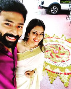 Shanthanu Bhagyaraj Instagram - Happy Onam 💛😍🙂 @kikivijay11