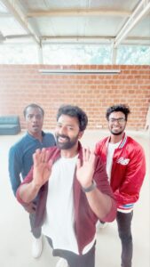 Shanthanu Bhagyaraj Instagram - #NaangaVeraMari Shot & Edited this ☺️ Best wishes to the entire team of #Valimai for the release tomorrow 😍🎉💥 A kutti dedication from us 💛 Thank you @rocksonfelix @kalai_official_david for being a part of this 💛 Dop : @nithin_alex_joseph_ @sriiniii_ Thanks @nishanth__official_ & @shreya_anu28