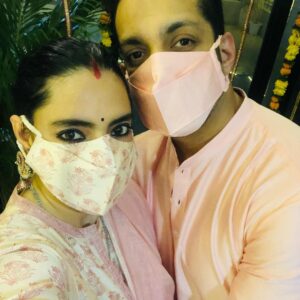 Shweta Bhardwaj Instagram - Happy diwali from us to u all