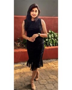 Sija Rose Instagram - 🖤 karupu 🖤
.
Dress: @shopemmyrobe 
.
#ownit #thecolorblack #blackdress #smile