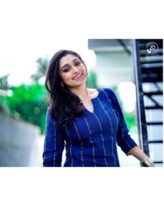 Sija Rose Instagram - Blue*yellow 
.
Thank you @rithuclothing 
For this comfortable wear
.
Get your hands on customised designer kurthis, salwar, skirts, frocks 
@rithuclothing 
.
📷: @photographer_ajith 

Thanks @sha_model_casting_
.
#blueyellow #customised #salwarsuits #instapic #instaphoto #indianwear