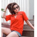 Sneha Ullal Instagram - In a world full of trends i want to remain a classic #oldschoolthoughts