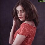 Sneha Ullal Instagram - Vulnerability is scary but pure. In it you can find bravery.. #feminist