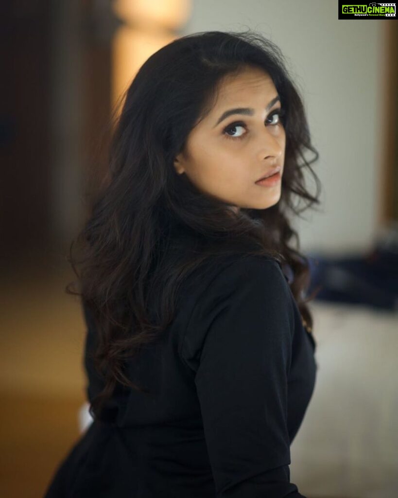 Sri Divya Instagram - ️ 📷 @camerasenthil 👗 @swapnaareddyofficial ...