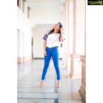Srushti Dange Instagram - Minimalism isn’t about removing the things you love. It’s about removing the things that distract you from the things you love 🦋🍀🌸 MUA @makeover.by.anupama Photography @vigneshveeracholan @vvphotographyy