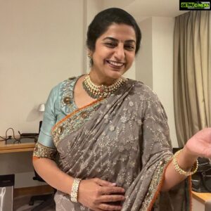 Suhasini Maniratnam Instagram - Dressed up for siima after 2 years. Lovely saree by. Designer @rehanabasheerofficial styling: @aishazwan @aram_offl jewellery: @theamethyststore