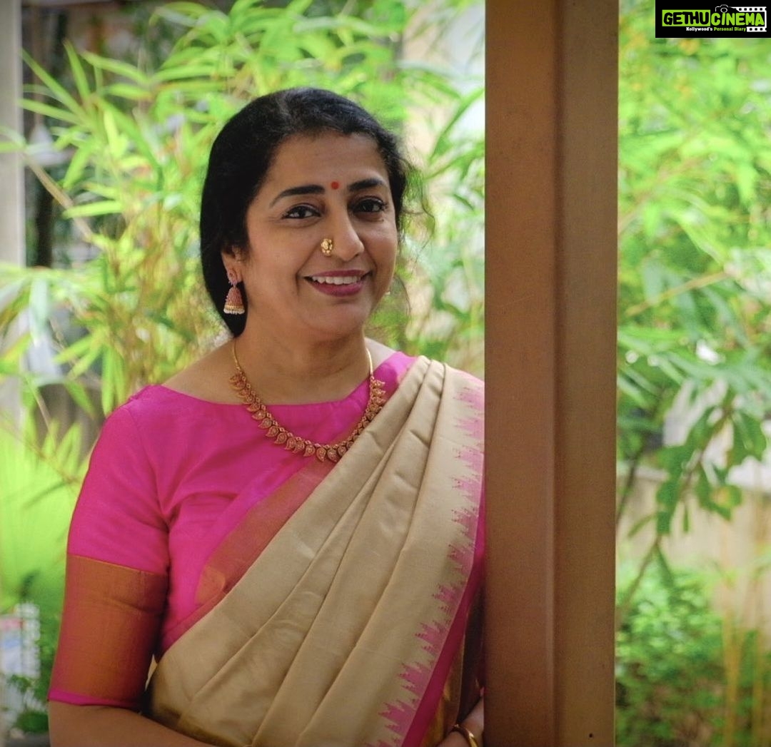 1080px x 1047px - Actress Suhasini Maniratnam HD Photos and Wallpapers January 2021 - Gethu  Cinema
