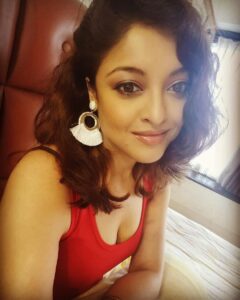 Tanushree Dutta Instagram - Setting New year goals!!