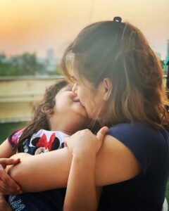 Udita Goswami Instagram - Happiness. My chom chom rabbit Devee Suri. ❤️ #quarantinelife 📷 by @mohitsuri