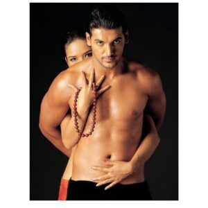 Udita Goswami Instagram - So I realised that it is #17yearsofPaap today. Got a lot of notifications about the same. This movie is so special in so many ways, no not just because it gave me a break into movies but because I met Pooja through it and through Pooja I met my future husband Mohit and cut to now I have the 2 most beautiful children because of that. So that’s the chain reaction and boy I am so glad it happened! This was destined. Such a life changer. Found my family because I did Paap! Ha ha so cheesy I know. Love to all. ❤️