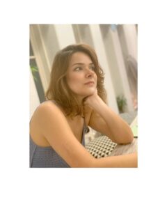 Udita Goswami Instagram - Can’t wait to get into my bed and go to Lala land after a long long day. 😴