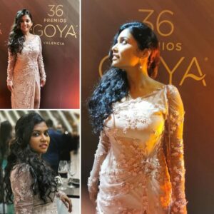 Usha Jadhav Instagram - #Goya2022 de la @academiadecine 
Con @alexcortescalahorra 
Vestido de @emiliosalinasatelier 💕
#emiliosalinas #diseñador 
.

#valencia #cineespañol #vivaelcine 
#gala #premios #actorlife #indianactress #bollywood #nationalawardwinner