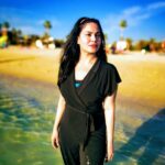 Veena Malik Instagram - I love the sea's sounds and the way it reflects the sky. The colours that shimmer across its surface are unbelievable. This, combined with the colour of the water over white sand, surprises me every time. #VeenaMalik #BeachCalling