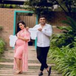 Amulya Instagram - Blessed with twin babies , both the boys and mother doing absolutely fine , heartiest thanks for all the love , good wishes showered on us throughout this journey ❤️ @nimmaamulya Photography @deepak_vijay_photography