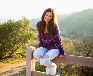 Evelyn Sharma Instagram - What’s your favourite place on earth? 🌏🌵😃 

This photo was taken a few years ago on a hike up to the Los Angeles Observatory… 🌸 A beautiful #memory. My favourite place is always close to nature.