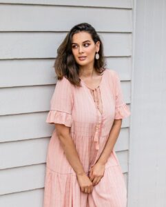 Evelyn Sharma Instagram - 1, 2, or 3? 🌸