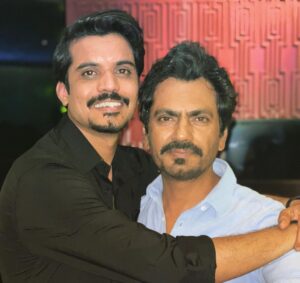 Nawazuddin Siddiqui Instagram - It’s a wrap to one of the most joyous experience filming #NooraniChehra
It was more fun filled because of the amazing Co-actors @nupursanon @sonnalliseygall @jassie.gill @aasifkhan_1 @dollyahluwalia @officialzakirhussain #ShaguftaAli @ram_naresh_diwakar & others
& the coolest Director to work with @navaniatsingh 
A special mention to the most wonderful Producers @kumarmangatpathak #RajeevMalhotra @sharmadeepakr @suniel9 @gorgeousneeta 

A fun ride comes to an end, see you all in theatres.