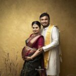 Amulya Instagram - Two months of Motherhood! This definitely has to be the most anticipated journey of my life!! When I heard I was about to have twins - my heart skipped a beat and I couldn’t be any happier. Their tiny kicks made me forget all the challenges that pregnancy threw at me! I miss my bump already!! But, I must say, this has been endearing and overwhelming at the same time. Every mother puts on a brave face to the world but only she knows the roses and thorns in the journey! That said, at the end, when I look at their tiny feet or hold their hands, I know I’ve done my best and will continue to do so! ❤️ @jagdishrchandra Photography: @tinyyawnsphotography Jewellery: @gajraj_jewellers Make up: @yathishmakeover03 Blouse: @sanvis_boutique