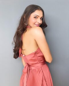 Andrea Jeremiah Instagram - 🌷🌷🌷 MUH @altafmammoo @sharmilahairstylist @skodadeccanbeats @btosproductions
