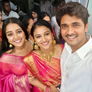 Chandan Kumar Instagram - Smt Srinivasa and Smt Chandan .. 😂
Nimma caption please..?
.
.
@iam.kavitha_official 
@ankita.amar