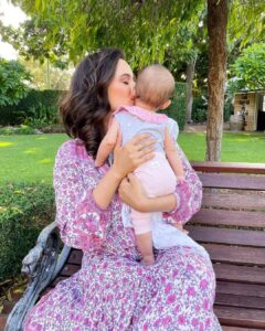 Evelyn Sharma Instagram - You’ll never know howww muchhh I looove you.. 🥰👼🏻