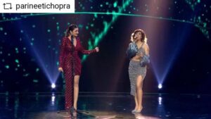 Neha Bhasin Instagram - Fun indeed ❤️
#REPOST @parineetichopra with
 So much fun doing what I love the most! And this time with you @nehabhasin4u . We should do this more often! 😁 @colorstv @voot @rocknaama

#NehaBhasin
#parineetichopra
#kuchkhaas
#hunarbaaz