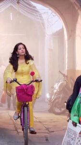 Preetika Rao Instagram - Happy Weekend 💕🤲

#ramadan2022 #reels #reelsinstagram
#foryou #trendingreels #weekend #beintehaa