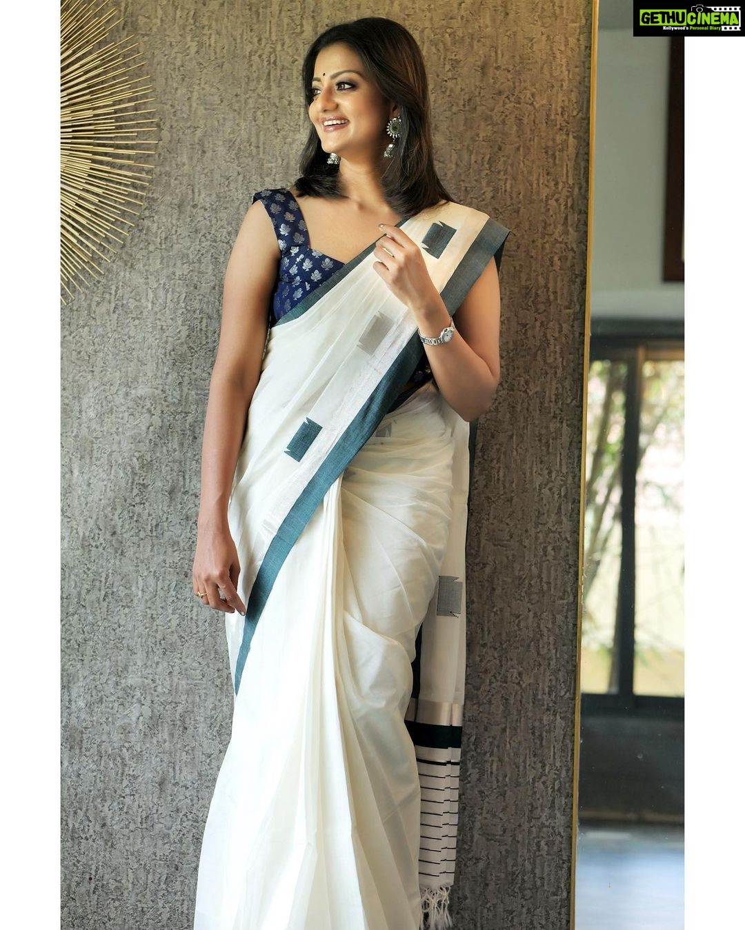Kerala Saree Blouse Designs  Best Blouse Designs For Kasavu Sarees