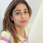 Shamita Shetty Instagram - A positive mind always looks for ways ‘IT CAN BE DONE, ‘Stay focused, ignore the distractions and you will accomplish your goals much faster. . . . . . . #postoftheday #pictureoftheday #selfie #motivation #peace #lovealways