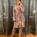 Shamita Shetty Instagram - Everything you do is a signature, sign it with style 🥰💖💃🏻 . . . Outfit- @payalsinghal Jewellery- @azotiique Hair- @salechav Managed by- @bethetribe @meghna.agrawall . . . #eventdairies #aboutlastnight #ootn #2022 #glam #goa