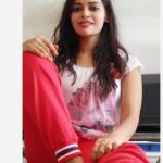 Dharsha Gupta Instagram - ❤️Red is alwyz my fav❤️ ❤️B hapie watever prob arise in ur lif❤️ ❤️Forget & Forgive❤️