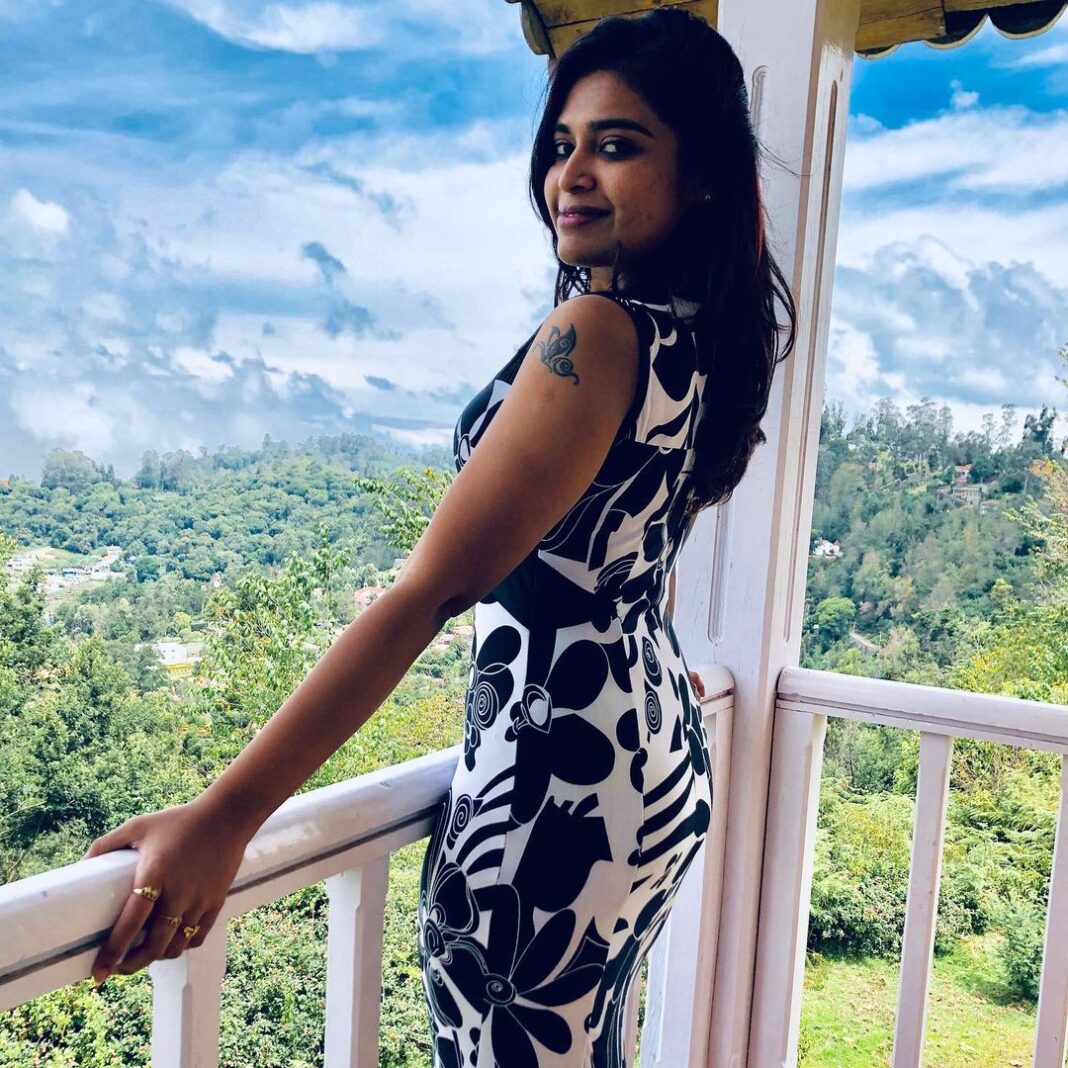 Dharsha Gupta Instagram Gudnyt Lovelies 💋💋💋💋 Zeetamil Kollywood Tamilcinema