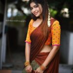 Dharsha Gupta Instagram - 💛🤎வெற்றியின் வாசல் தேடி வந்தவர்கள் நிச்சயம் ஆயிரம் தோல்விகளிடம் விலாசம் கேட்டிருப்பார்கள்🤎💛 #noedit #nomakeup Hairstylist- @abirami.bl Costume- @be_fabulla_ Pic- @arvindkannanphotography