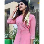Dharsha Gupta Instagram - 💗கவலைப்படுவதால் எந்த பிரச்சினையும் தீரப்போவதில்லை அதை உற்சாகமாக எதிர்த்து போராடுங்கள்💗