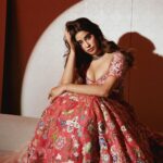 Janhvi Kapoor Instagram - 🌸
