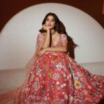 Janhvi Kapoor Instagram - 🌸