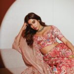 Janhvi Kapoor Instagram - 🌸