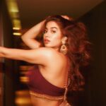 Janhvi Kapoor Instagram - 🍯