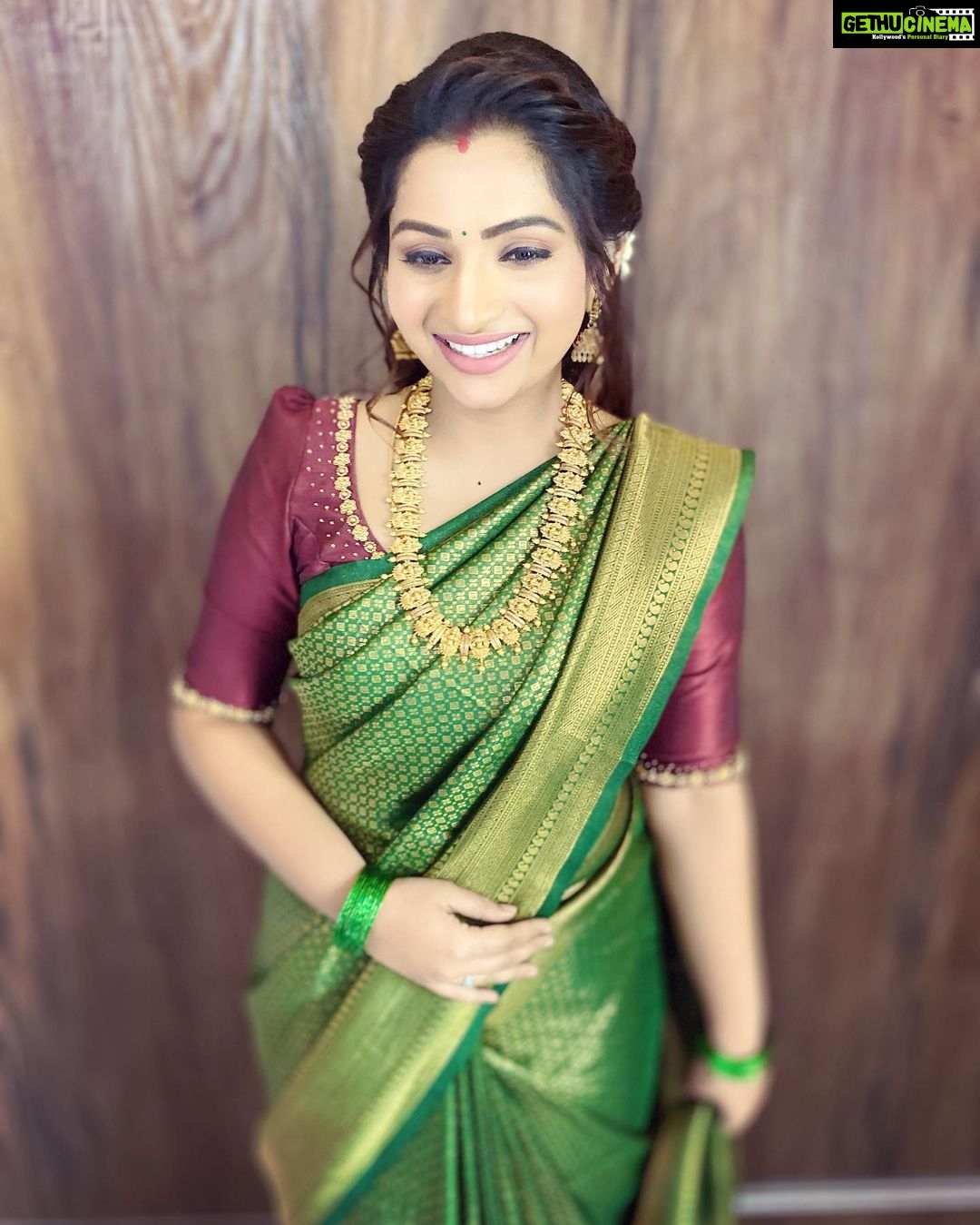 Nakshathra Nagesh Instagram - LOVE this look! Saree @aatwos Hair @durga ...