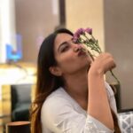 Nivetha Pethuraj Instagram - 💐
