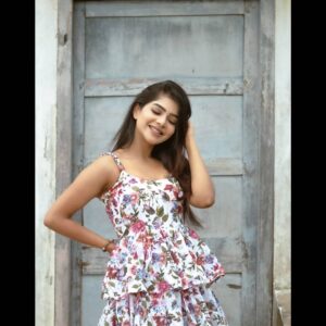 Pavithra Lakshmi Instagram - You're the one I'm dreamin of🧚🏻‍♀️

Photography @capturesbymurshitha
Wearing @plumeriabyjeyashilpa