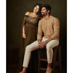 Pavithra Lakshmi Instagram - Sometimes my uyir thozhan, but most of the time my uyir edukkum thozhan
@sudharsan_govind
Organize,Concept,& styling @njsatz 

outfit @studio_21__

Photography @nirmalvedhachalam
 mua @makeupibrahim
Hair @vijayaraghavan_hairstylist3133
Hairstylist @babu4love

Studio @njstudios_7159
@byelegancecom
@sathyanj_youtubechannel

@onlynikil