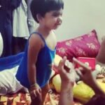 Pearle Maaney Instagram - 🧿Me and Paathu having a serious Discussion that turns into a Kutty Fight ... 🧐 Also this is a new language that we invented.🤪 . . PS : We are in good terms now... coz told her she could keep the baby 🙄 : @sukkusoha & @aabidnassar ‘s little girl Amra (Paathu)