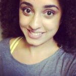 Pearle Maaney Instagram - Peace Love n Music to each and everyone of u... 😘😘😘 PS: just ignore my sisters voice in the background 😜